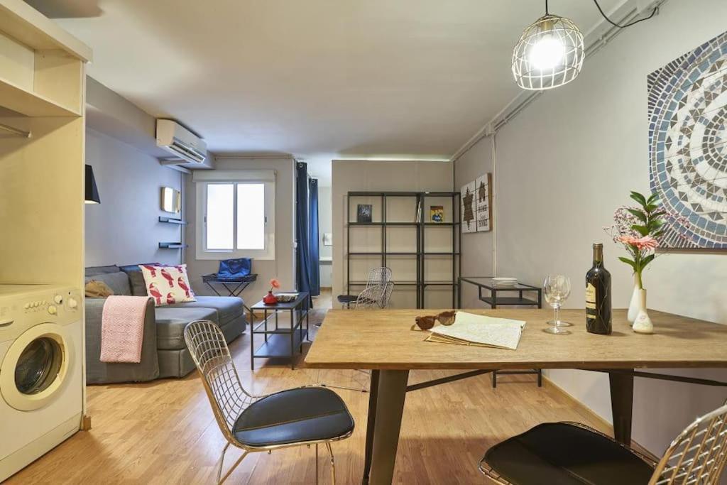 Bebarceloner Sant Andreu Apartments - 1 Bedroom Екстер'єр фото